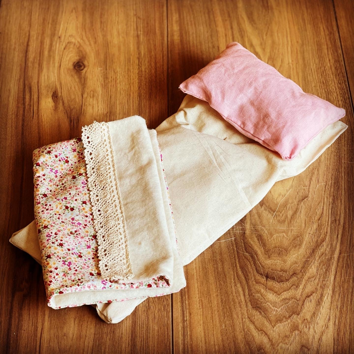 Cuna Mecedora de muñecas Acuna