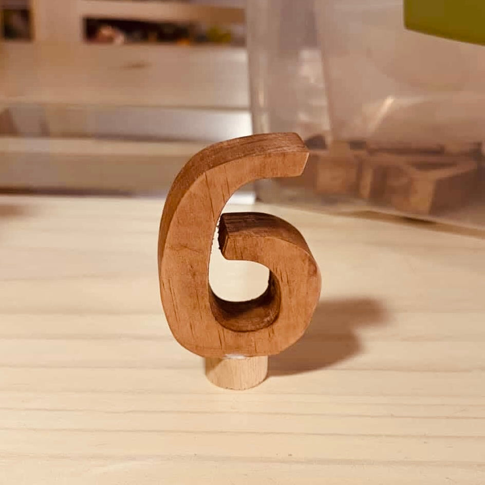 Número de madera Anillo Celebración